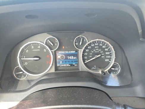 Used 2017 Toyota Tundra SR5 image 13