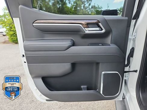 New 2026 GMC Sierra 1500 Elevation w/ Elevation Premium Package AWD/4WD image 9