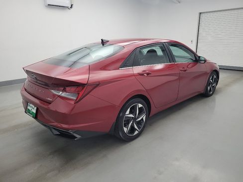 Used 2021 Hyundai Elantra Limited FWD image 10