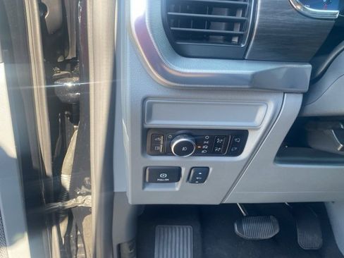 New 2025 Ford F150 Lariat w/ Equipment Group 501A Mid image 19