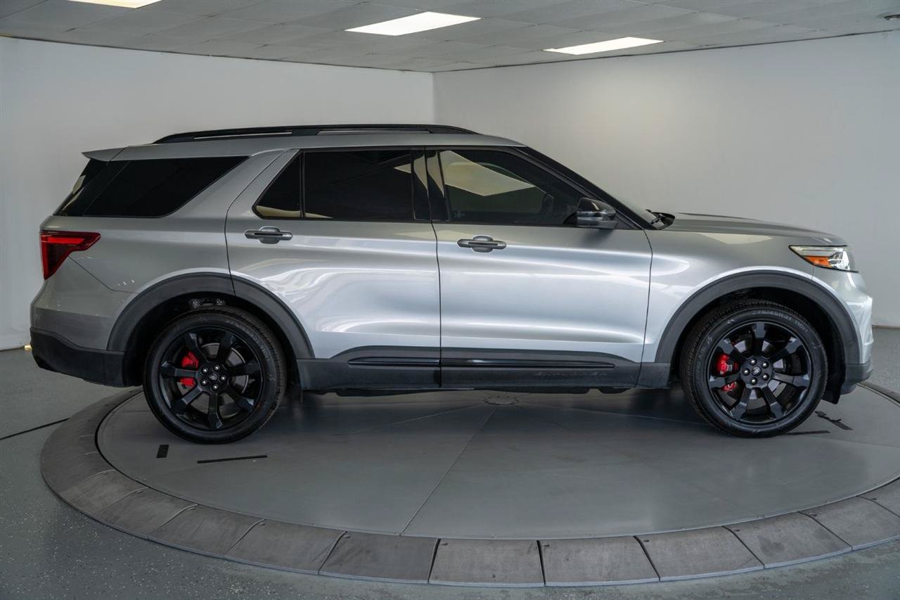 Used 2020 Ford Explorer ST w/ ST Street Pack AWD/4WD image 8