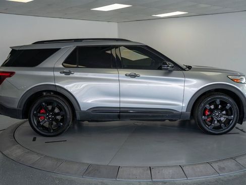 Used 2020 Ford Explorer ST w/ ST Street Pack AWD/4WD image 8