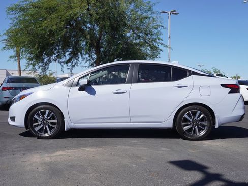 New 2025 Nissan Versa SV w/ Trunk Package image 2