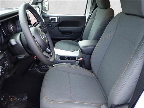 New 2026 Jeep Gladiator Willys image 10