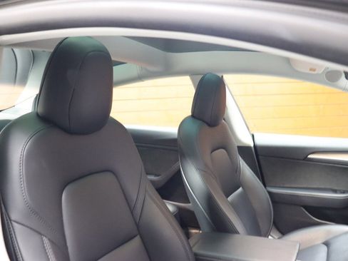 Used 2023 Tesla Model 3 Standard Range image 56