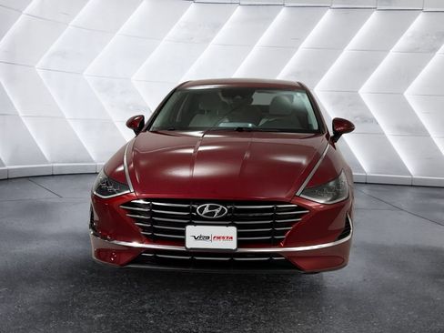 Used 2023 Hyundai Sonata SE w/ Cargo Package image 2