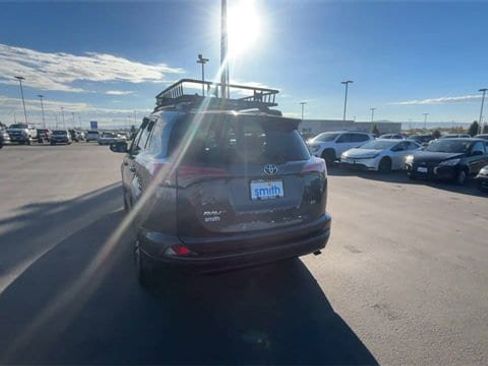 Used 2016 Toyota RAV4 LE image 7