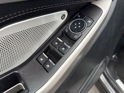 Used 2023 Ford Explorer Limited w/ Limited Technology Package image 27