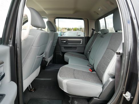 Used 2018 RAM 1500 Big Horn AWD/4WD image 35