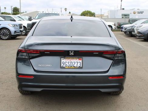 Used 2023 Honda Accord EX image 4