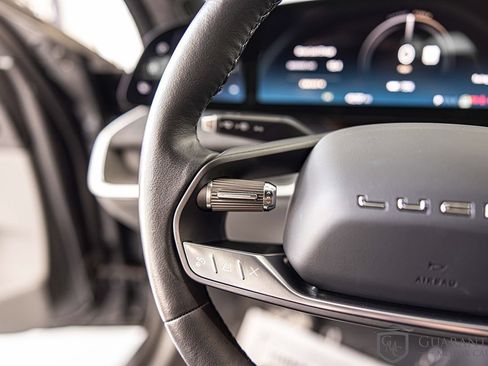 Used 2023 Lucid Air Pure RWD image 23