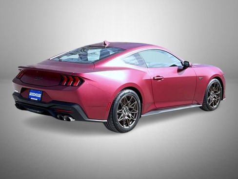 Used 2025 Ford Mustang GT Premium w/ GT Performance Package image 5