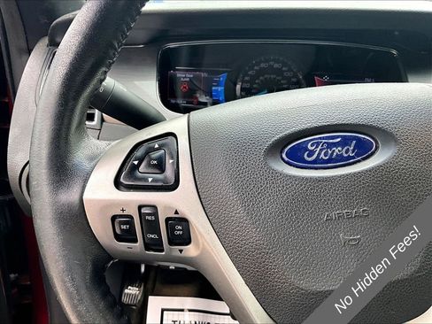 Used 2015 Ford Taurus SEL w/ Equipment Group 201A FWD image 16