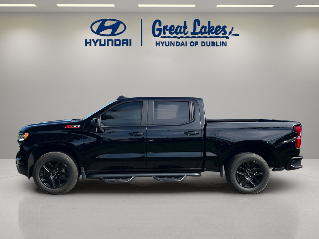 Used 2023 Chevrolet Silverado 1500 RST w/ Convenience Package II AWD/4WD image 2