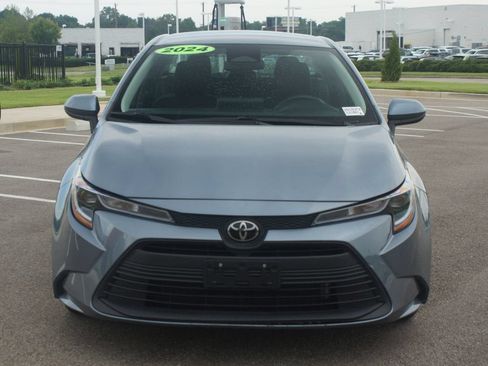 Used 2024 Toyota Corolla LE FWD image 23