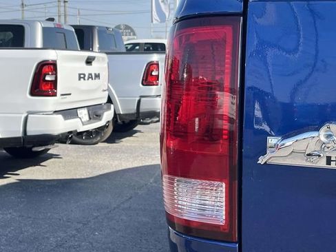 Used 2017 RAM 2500 Big Horn image 10