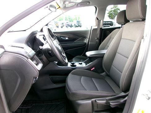 Used 2024 GMC Terrain SLE FWD image 13