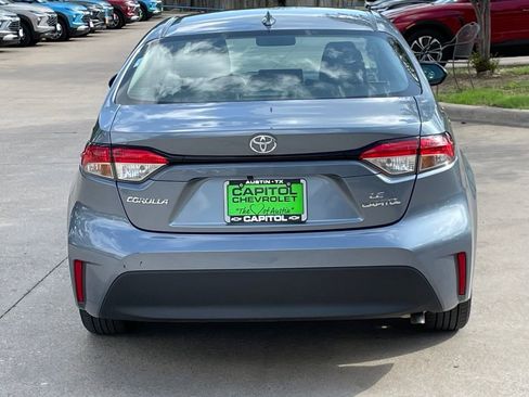 Used 2024 Toyota Corolla LE FWD image 5