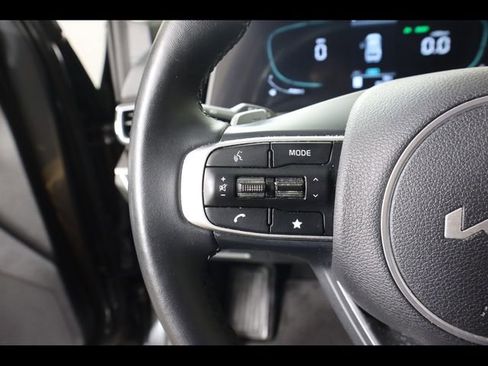 Used 2023 Kia Sportage EX AWD/4WD image 24
