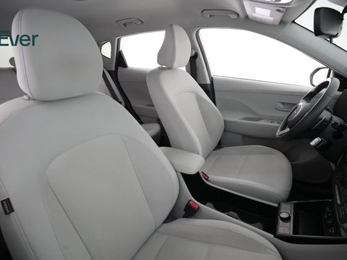 Used 2024 Hyundai Kona SEL FWD image 23