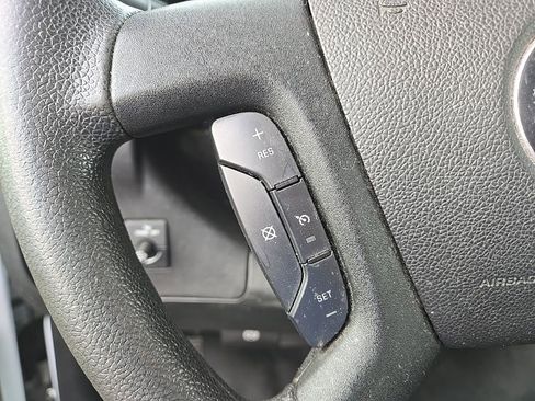 Used 2019 Chevrolet Express 3500 Extended w/ Driver Convenience Package RWD image 13