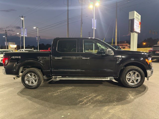 Used 2025 Ford F150 XLT w/ Equipment Group 301A Standard AWD/4WD image 4