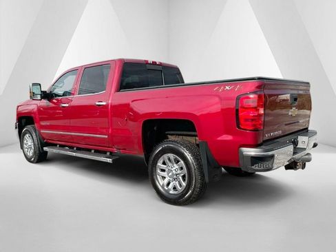 Used 2019 Chevrolet Silverado 2500 LTZ w/ Duramax Plus Package AWD/4WD image 5