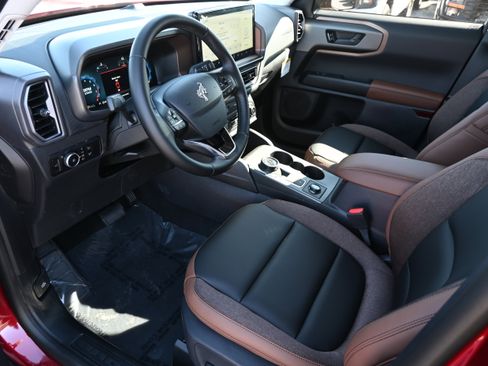 New 2025 Ford Bronco Sport Outer Banks image 15