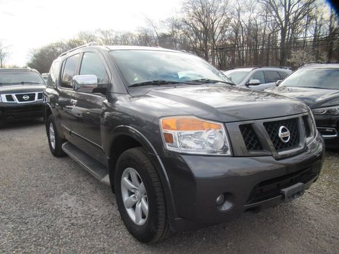 Used 2012 Nissan Armada SV image 3