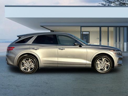 Used 2024 Genesis GV70 2.5T w/ Select Package image 3