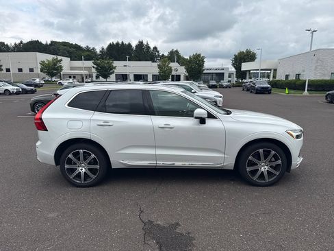 Used 2021 Volvo XC60 T8 Inscription w/ Advanced Package AWD/4WD image 6