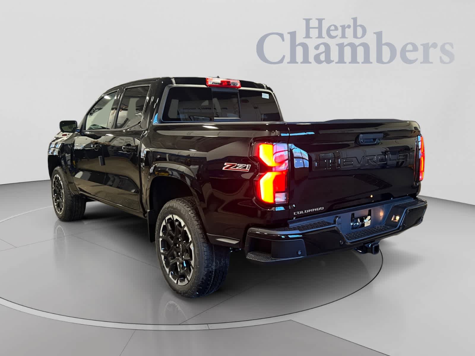 New 2026 Chevrolet Colorado Z71 w/ Technology Package AWD/4WD image 3