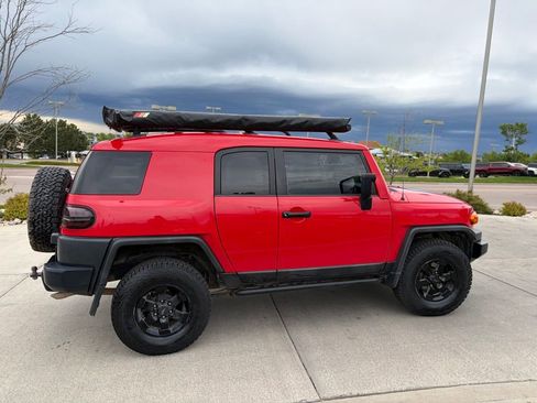 Used 2012 Toyota FJ Cruiser 4WD w/ Trail Teams Special Edition image 9