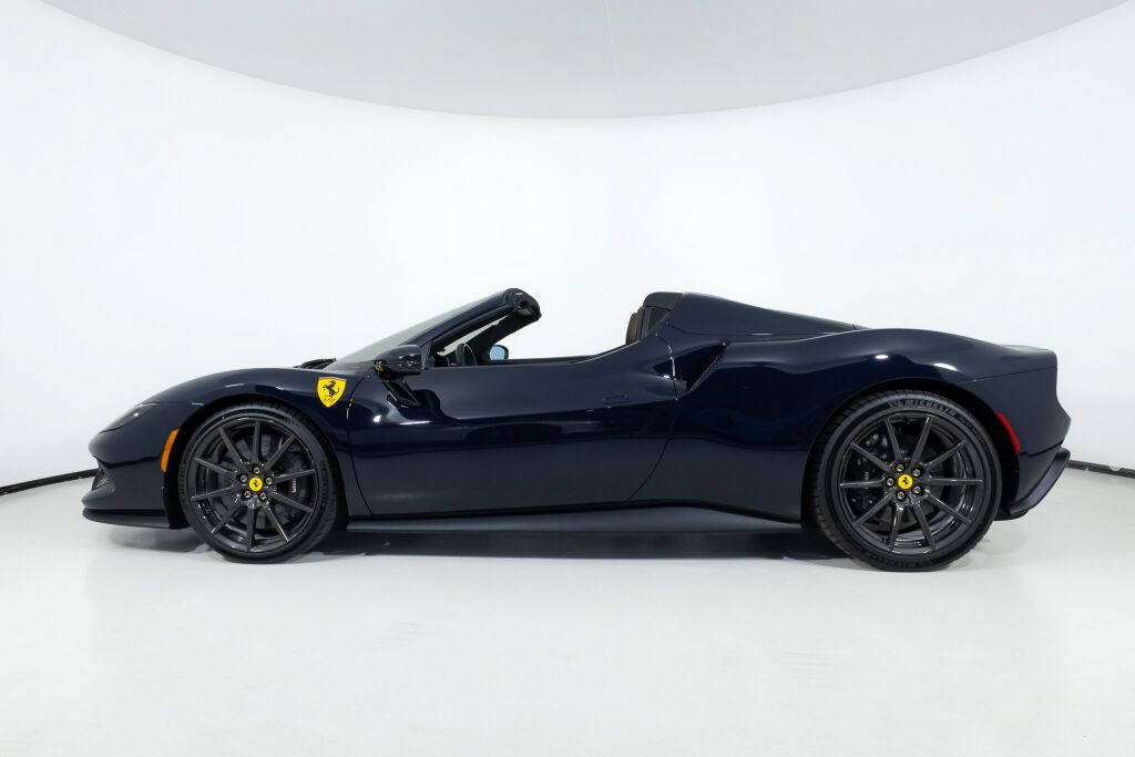 Used 2024 Ferrari 296 GTS RWD image 3