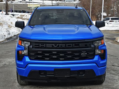 Used 2025 Chevrolet Silverado 1500 Custom w/ Turbomax Blackout Package image 5