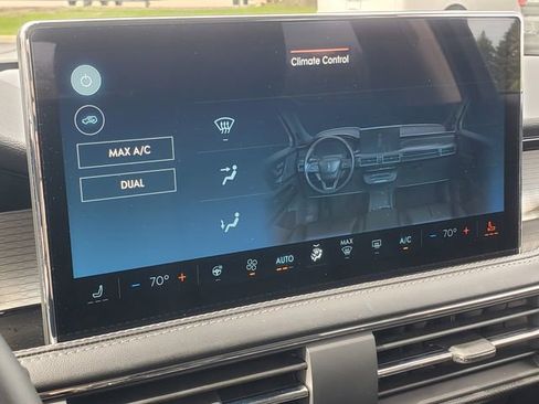 Certified 2024 Lincoln Corsair AWD w/ Equipment Group 101A image 20