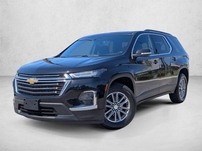 Used 2023 Chevrolet Traverse LT