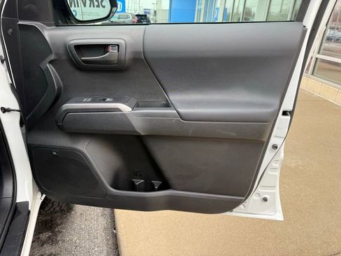 Used 2021 Toyota Tacoma TRD Sport w/ TRD Premium Sport Package image 44