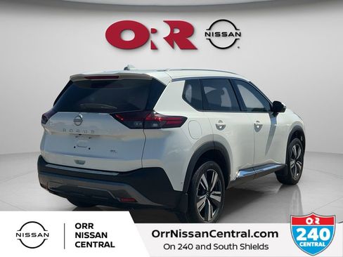Used 2023 Nissan Rogue SL w/ SL Premium Package image 5