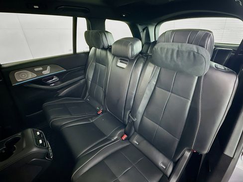 Used 2023 Mercedes-Benz GLS 580 GLS 580 Night 4MATIC 3-ROW SEA image 24