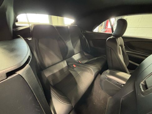Used 2024 Ford Mustang Convertible image 16
