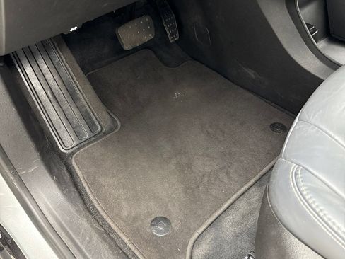 Used 2021 Buick Enclave Essence FWD image 14