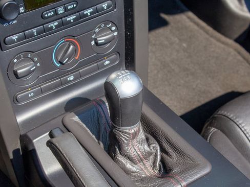 Used 2007 Ford Mustang Shelby GT500 RWD image 19