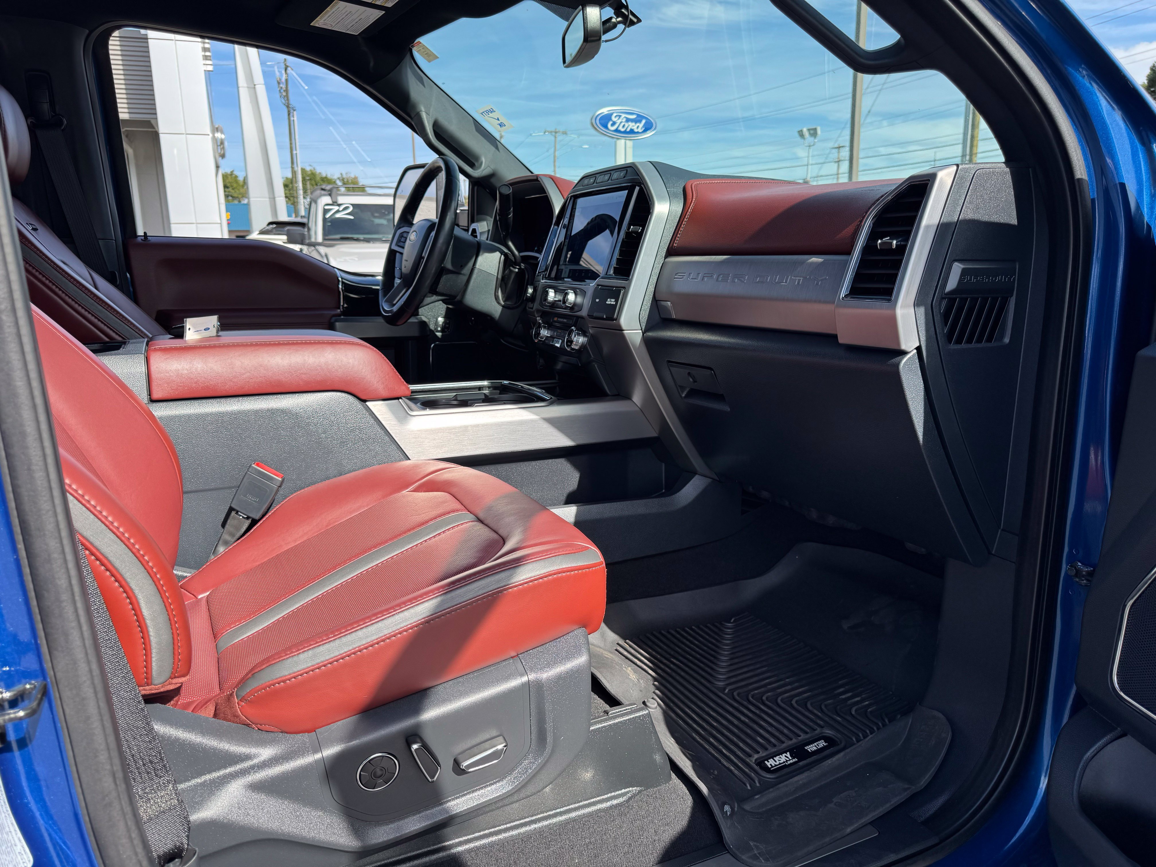 Used 2022 Ford F350 Platinum AWD/4WD image 26