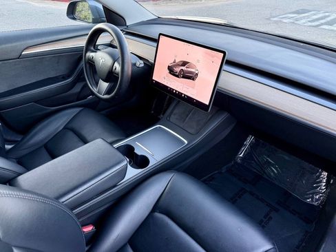 Used 2022 Tesla Model 3 RWD image 15