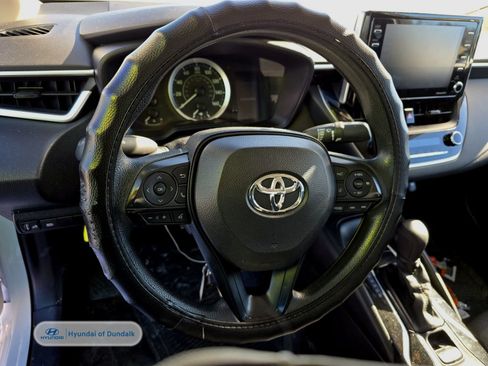 Used 2021 Toyota Corolla LE FWD image 10