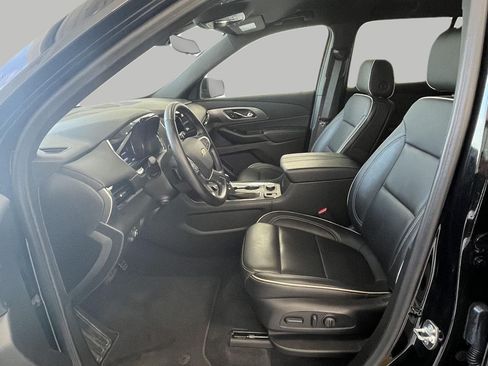 Used 2023 Chevrolet Traverse Premier AWD/4WD image 11