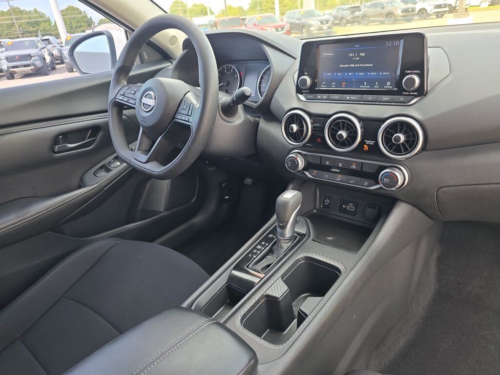 Used 2025 Nissan Sentra S FWD image 16