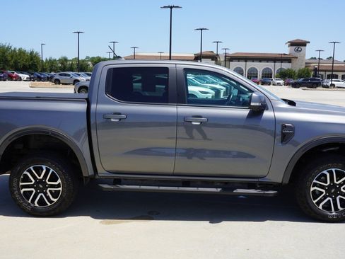 Used 2024 Ford Ranger Lariat w/ FX4 Off-Road Package AWD/4WD image 4