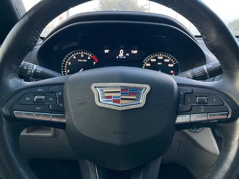 Used 2023 Cadillac CT4 Luxury w/ Cold Weather Package RWD image 15